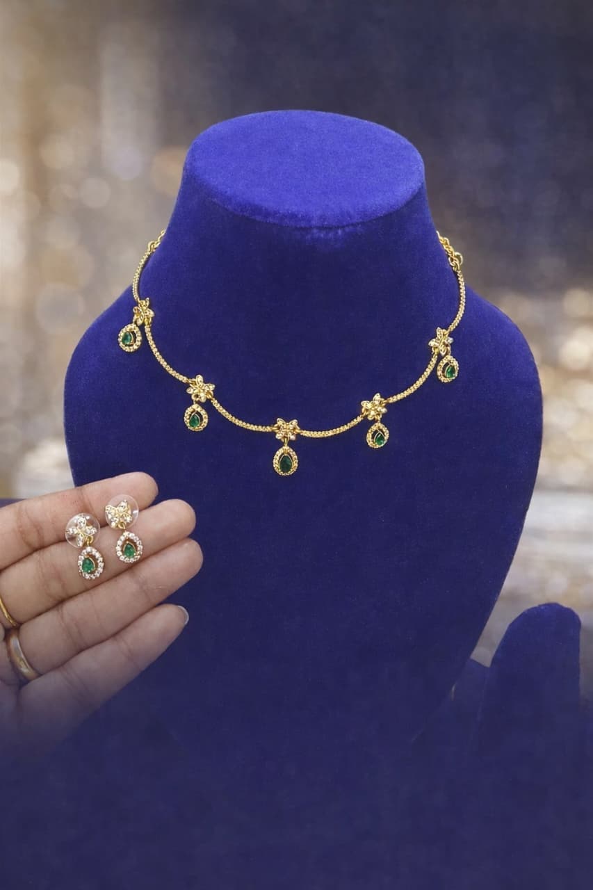 merican Diamond Micro Gold Plated Scalloped Teardrop Interlinked Rhombus Floral Necklace Jewellery Set for Saree Styling & Cultural Functions